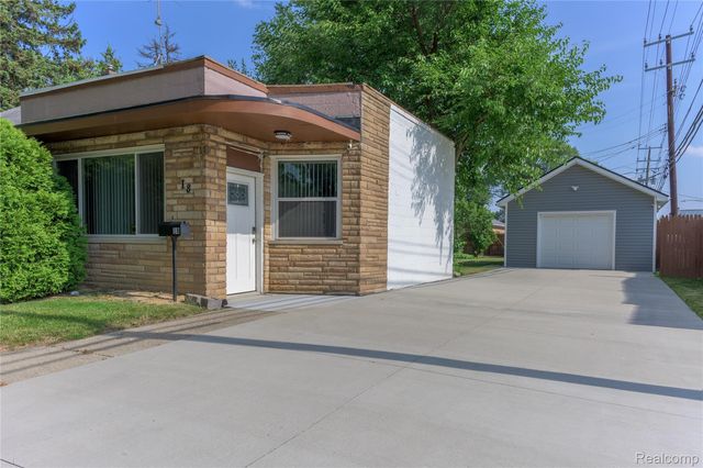 18 E  Rutgers Ave, Pontiac, MI 48340