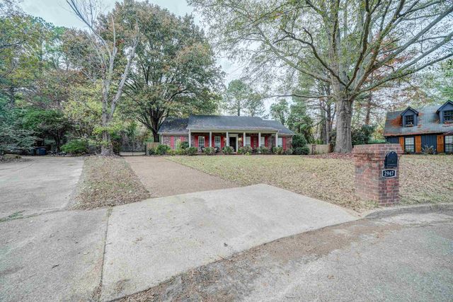 2947 Pangbourne Cv, Germantown, TN 38138