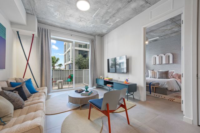 70 NW 25th St #848, Miami, FL 33127