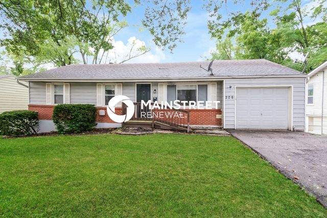 206 Maple St, Liberty, MO 64068