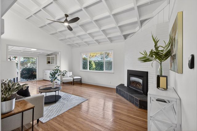 4548 Wellesly Way, Sacramento, CA 95841
