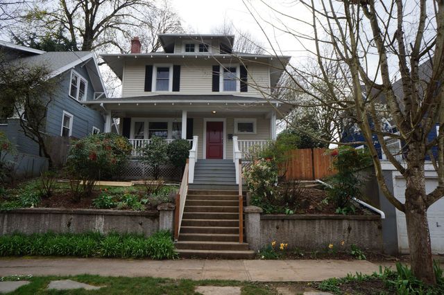 3944 SE Clinton St, Portland, OR 97202