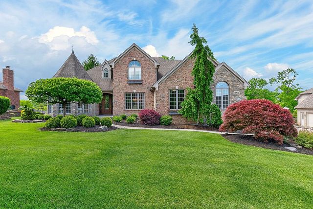 6643 Greenoak Dr, Cincinnati, OH 45248