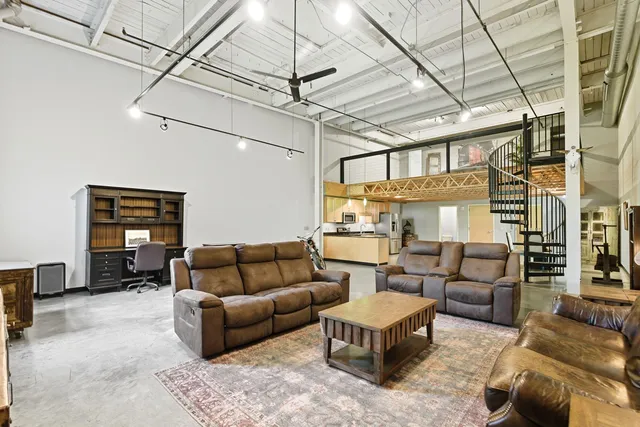 201 Price Rd #217, Lexington, KY 40511