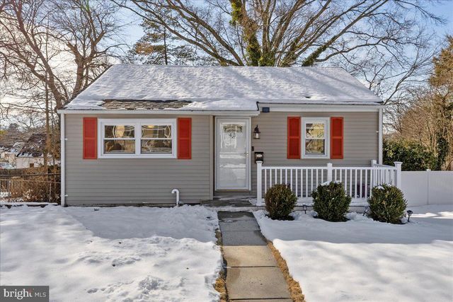 43 Iowana Ave, Ewing, NJ 08638