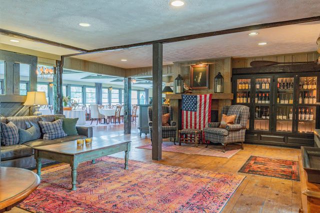 157 Main Street, Belgrade, ME 04917