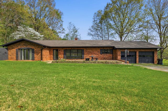 1601 Shallow Creek Cir, Paducah, KY 42001