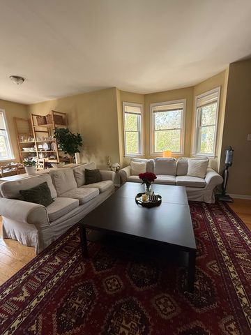 4447 Sansom St #A, Philadelphia, PA 19104