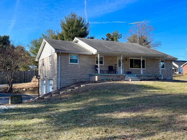 4642 S  County Road 250 W, Vallonia, IN 47281