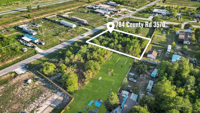 784 County Road 3570, Cleveland, TX 77327