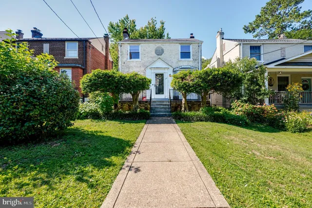 4530 Harrison St NW, Washington, DC 20015