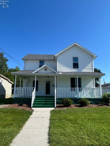 120 W  Park St, Oak Harbor, OH 43449