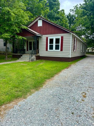 2057 Cedar St, Milan, TN 38358