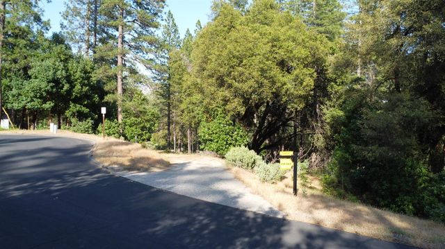 4340 La Brosa Pl, Foresthill, CA 95631