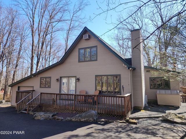 125 Basswood Dr, Lords Valley, PA 18428