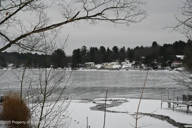E Ave, Brackney, PA 18812