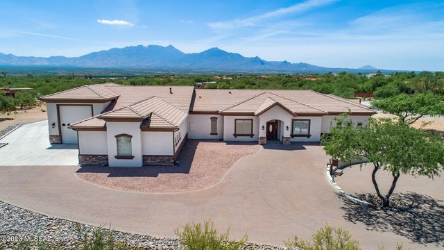 958 W  Mission Twin Buttes Rd, Green Valley, AZ 85622
