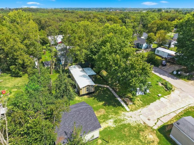 161 Cool Breeze Dr #55, Nicholasville, KY 40356