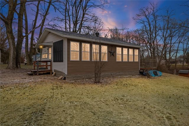 221 Celebration Ct, Oakwood, IL 61858