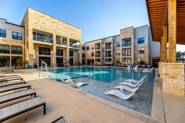 17927 Overlook Loop #7104, San Antonio, TX 78259