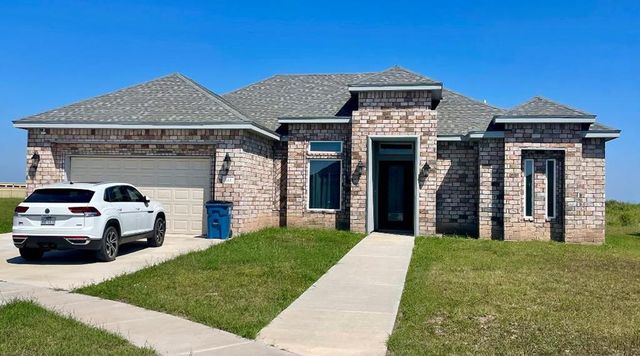 138 Heron Dr, Los Fresnos, TX 78566