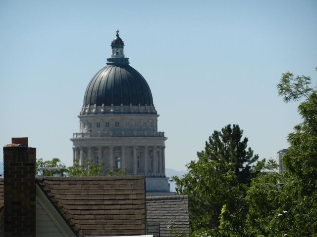 658 N  Desoto St #A, Salt Lake City, UT 84103