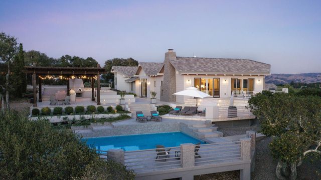 26264 Paseo Del Sur, Monterey, CA 93940