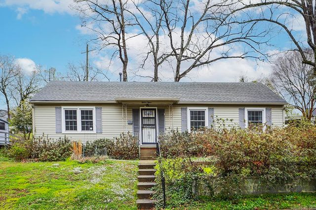 1815 Pine Valley Rd, Little Rock, AR 72207