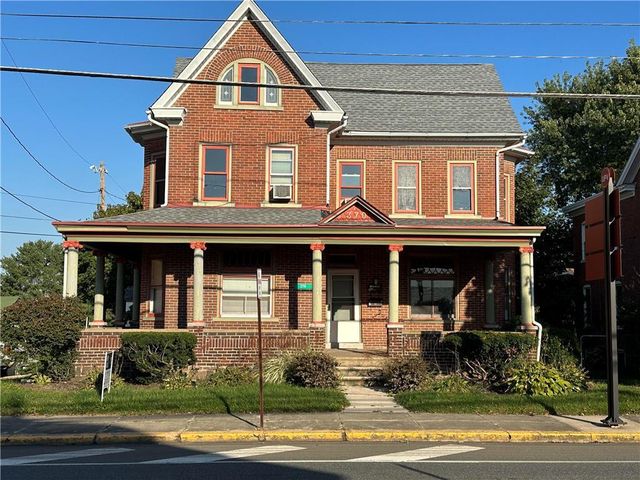 370 Main St, Red Hill, PA 18076