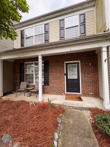 8334 Gossomer Bay Dr, Charlotte, NC 28270