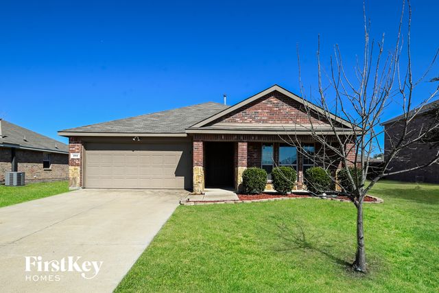 202 Patriot Pkwy, Forney, TX 75126