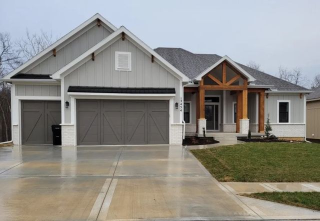 Gunnison Plan in Seven Bridges, Platte City, MO 64079