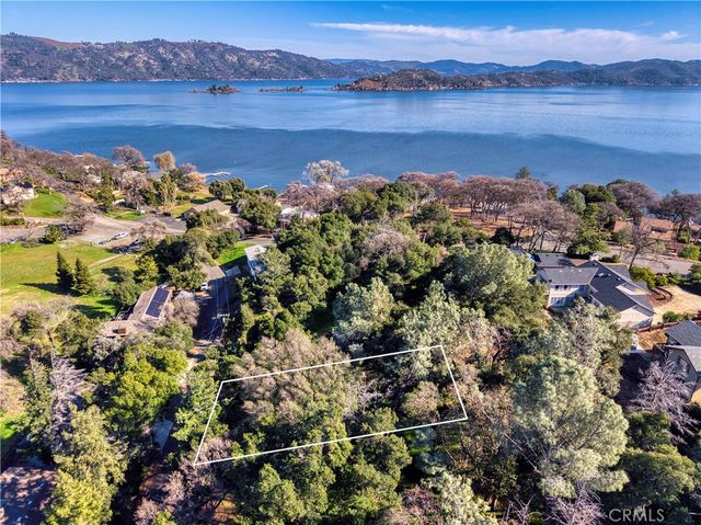 2999 Buckingham Dr #4, Kelseyville, CA 95451