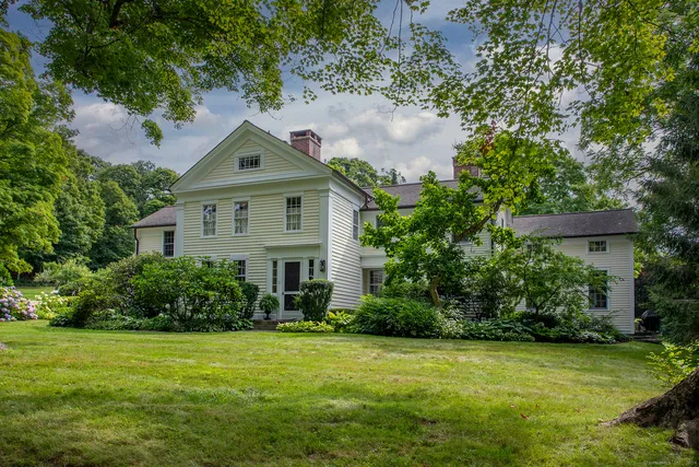 164 Calhoun Street, Washington Depot, CT 06794