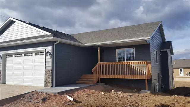 6860 Cambridge Ct, Summerset, SD 57718