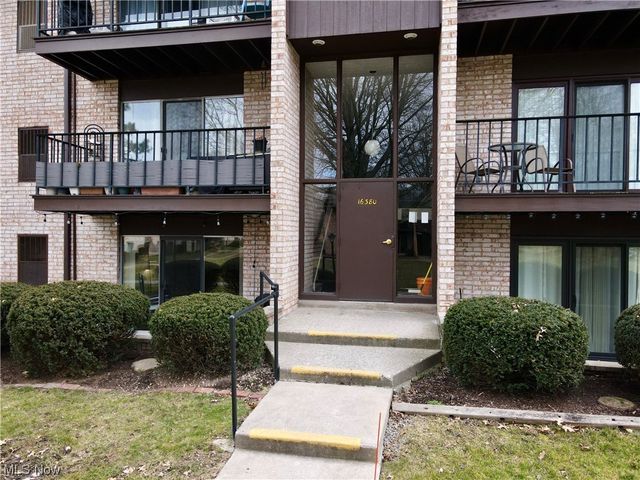 16380 Heather Ln #102, Cleveland, OH 44130