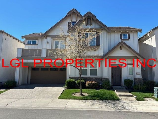 2826 Maybrook Dr, Sacramento, CA 95835