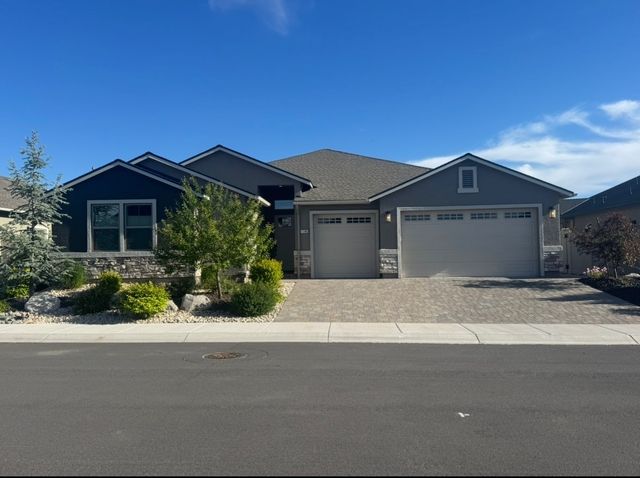 1746 Coyote Willow Ln, Reno, NV 89521