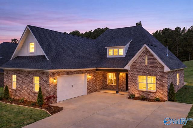 2931 Cherokee Ridge Dr, Union Grove, AL 35175