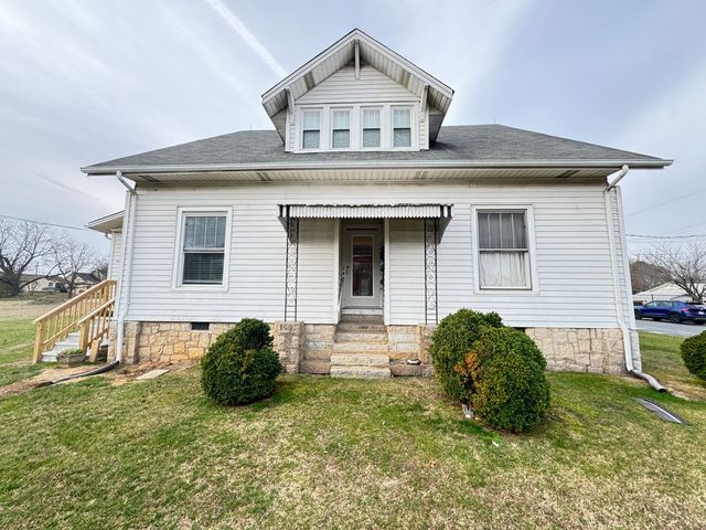 215 W  Rice St #1, Landis, NC 28088