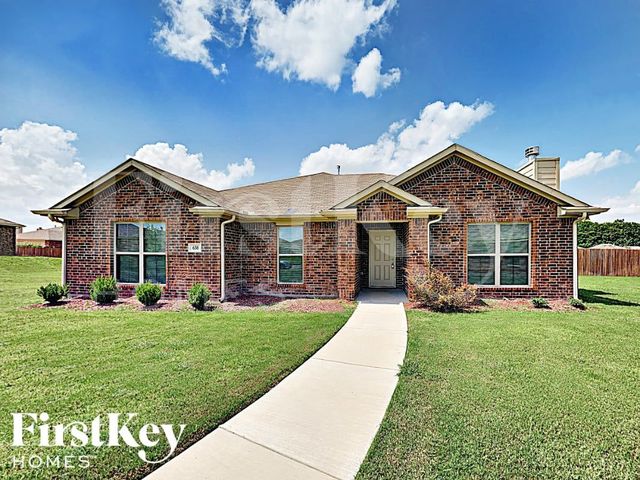 638 Canvas Ct, Lancaster, TX 75146