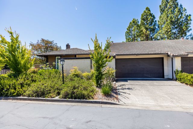 268 Frederick Dr, Napa, CA 94559