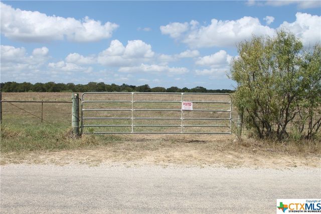 1150 Old Colony Line Rd, Dale, TX 78616