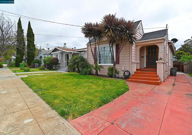 2532 83rd Ave, Oakland, CA 94605