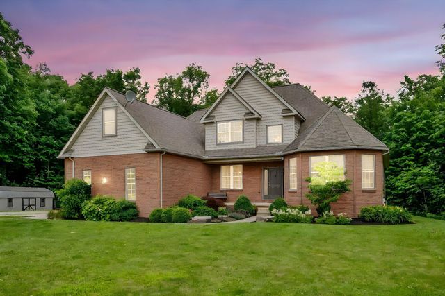 1554 Hanover Rd, Delaware, OH 43015