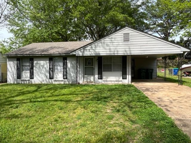 8143 Oakbrook Dr, Southaven, MS 38671