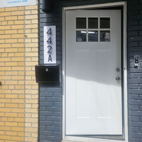 440 58th St #2, West New York, NJ 07093