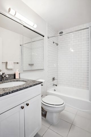 355 S  End Ave #14C, New York, NY 10280