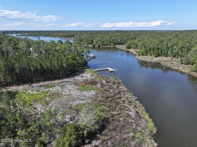 499 Tar Creek Road, Oriental, NC 28571