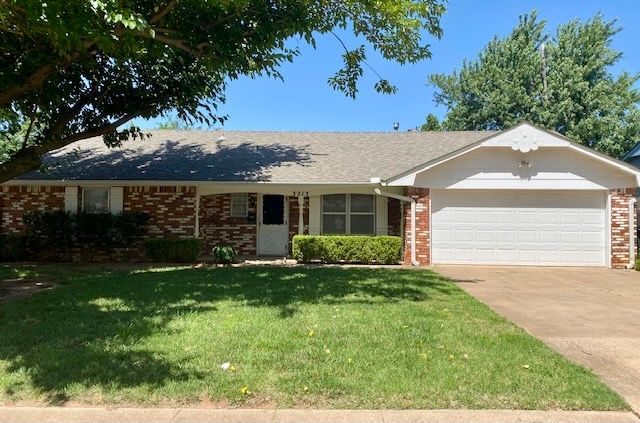 3213 Rankin Ter, Edmond, OK 73013